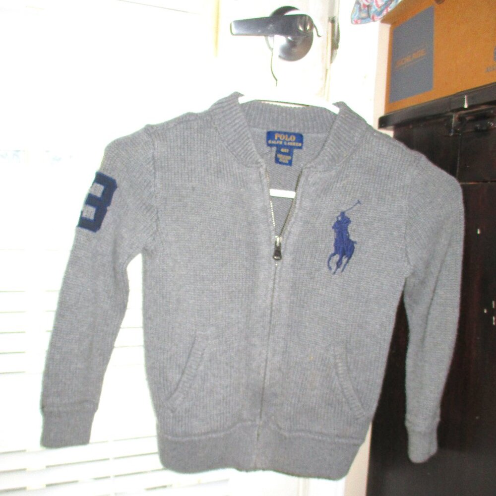 4t Polo sweater that is a classic!